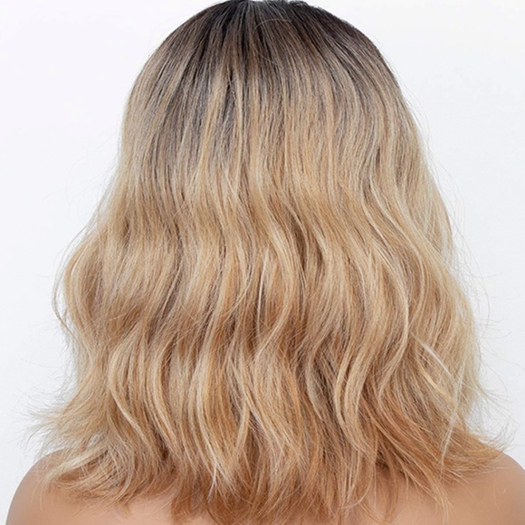 🦄 BLONDE OMBRE  SIDE PART SHORT WAVY BOB LACE FRONT WIG
ARRIVES NEW
💖 - Picture 4 of 7
